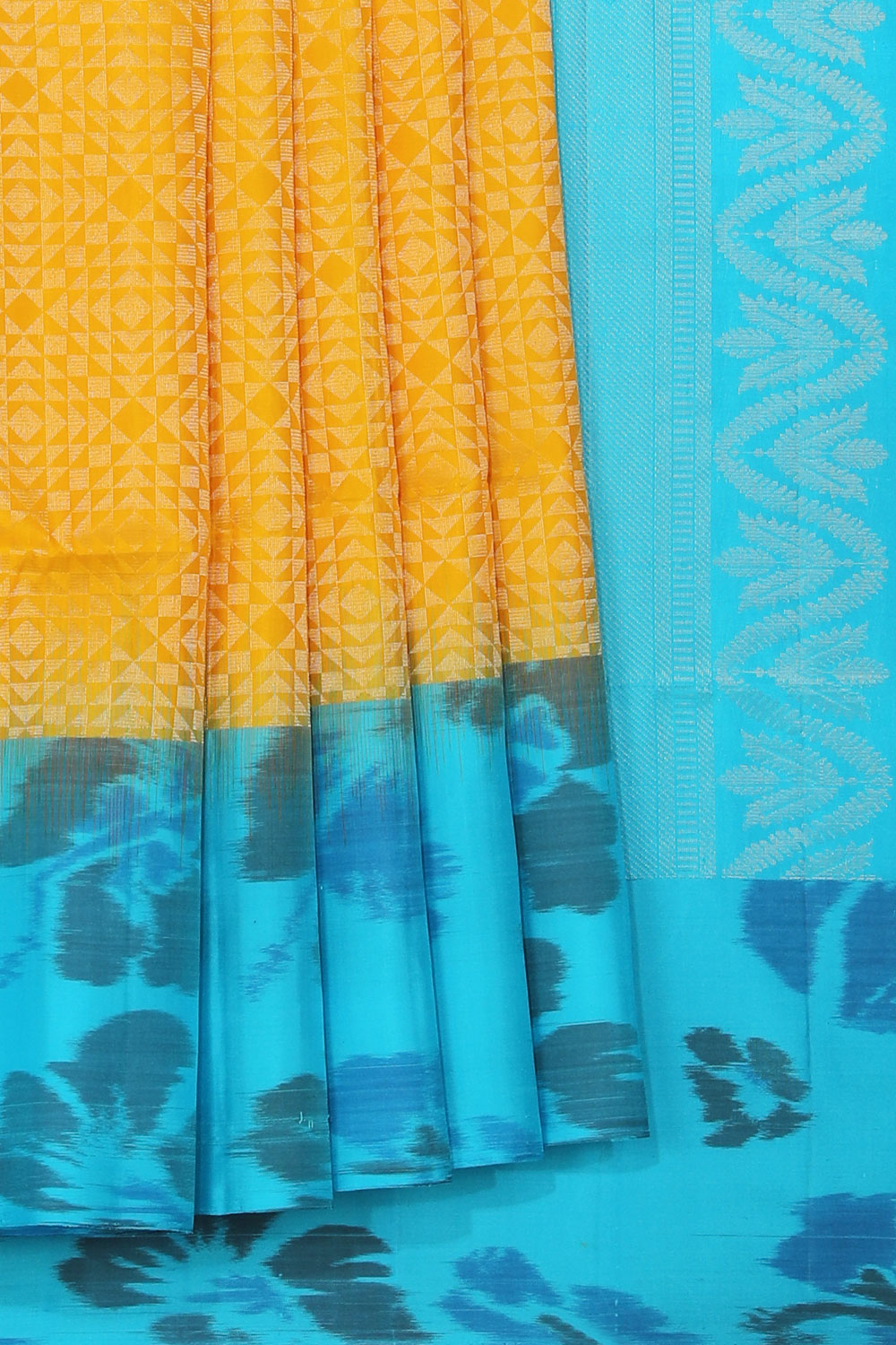 Image of Simple Yet Elegant Yellow Saree
